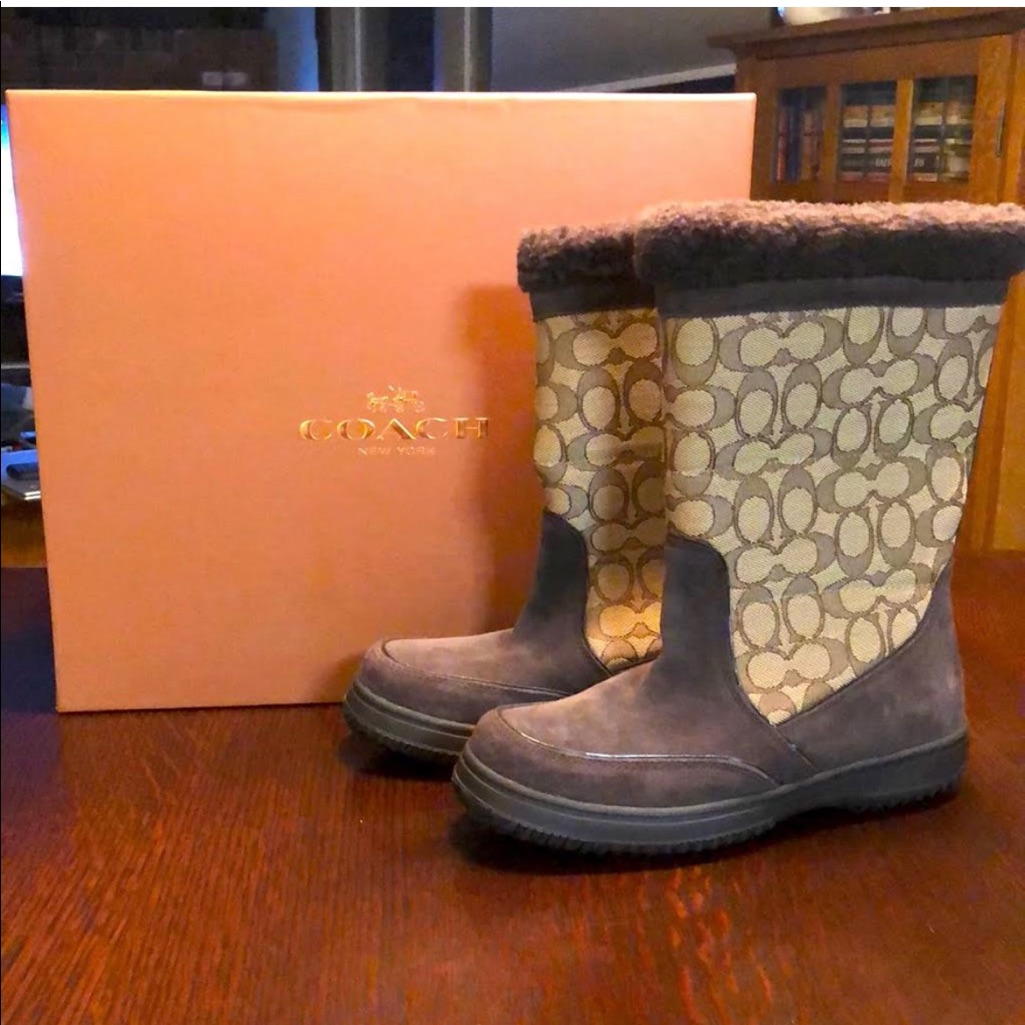 Brand New Coach Sherman Signature Boots